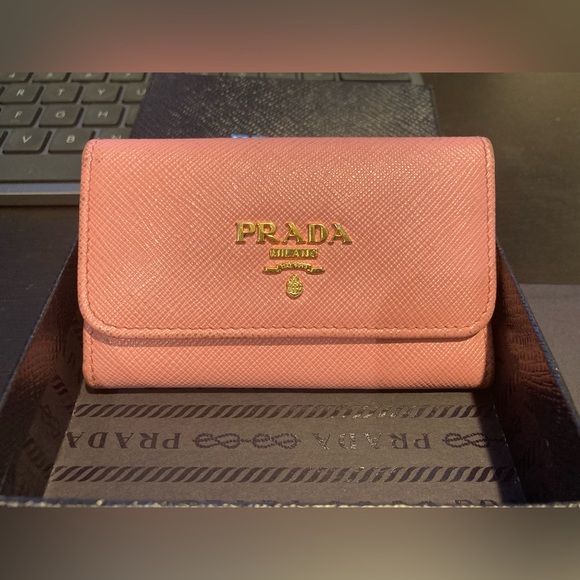 Prada Saffiano leather key wallet - Picture 3 of 12